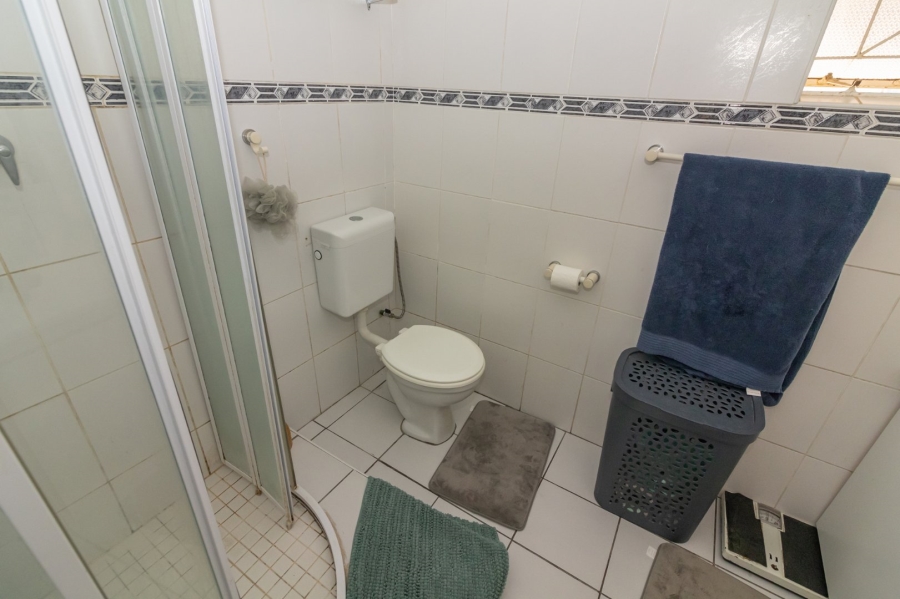 4 Bedroom Property for Sale in Kroonheuwel Free State